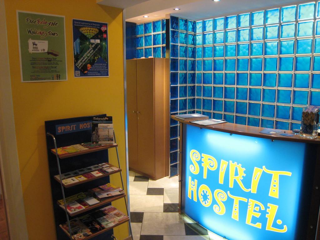 Spirit Hostel And Apartments Belgrad Exteriör bild